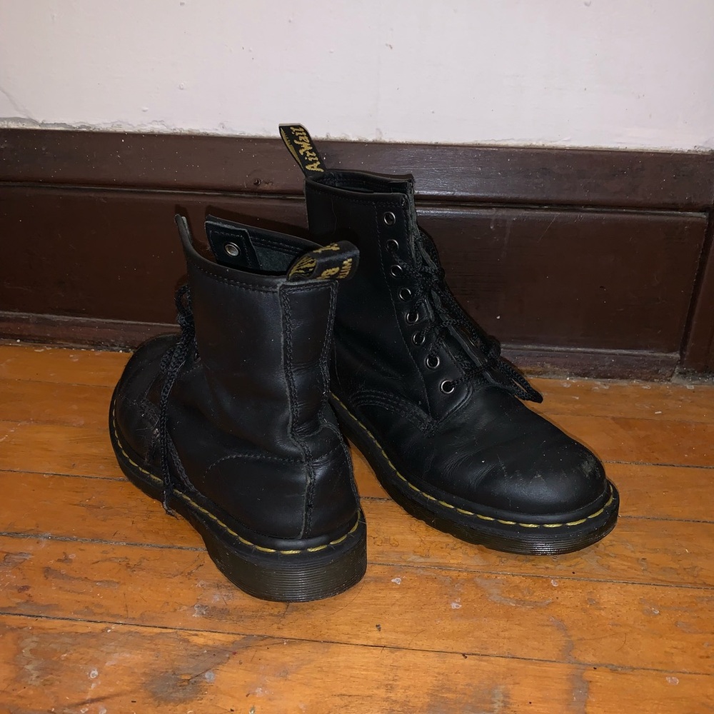 Dr. Martens Size 7 Women’s Black